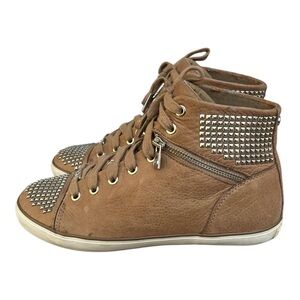 Michael Kors Boerum Leather Studded High Top Sneakers. Sz.8